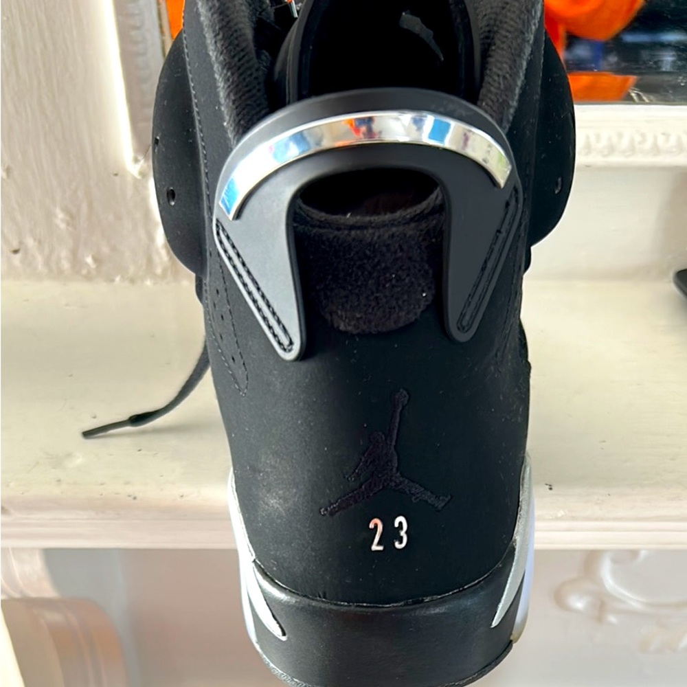 Retro 6 black and chrome
